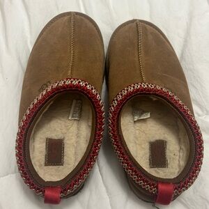 Tazz - chestnut great condition.